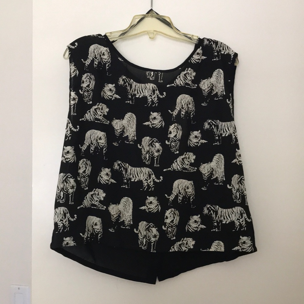 Tiger print boxy top